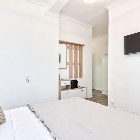 Sansovino Guest house 3*